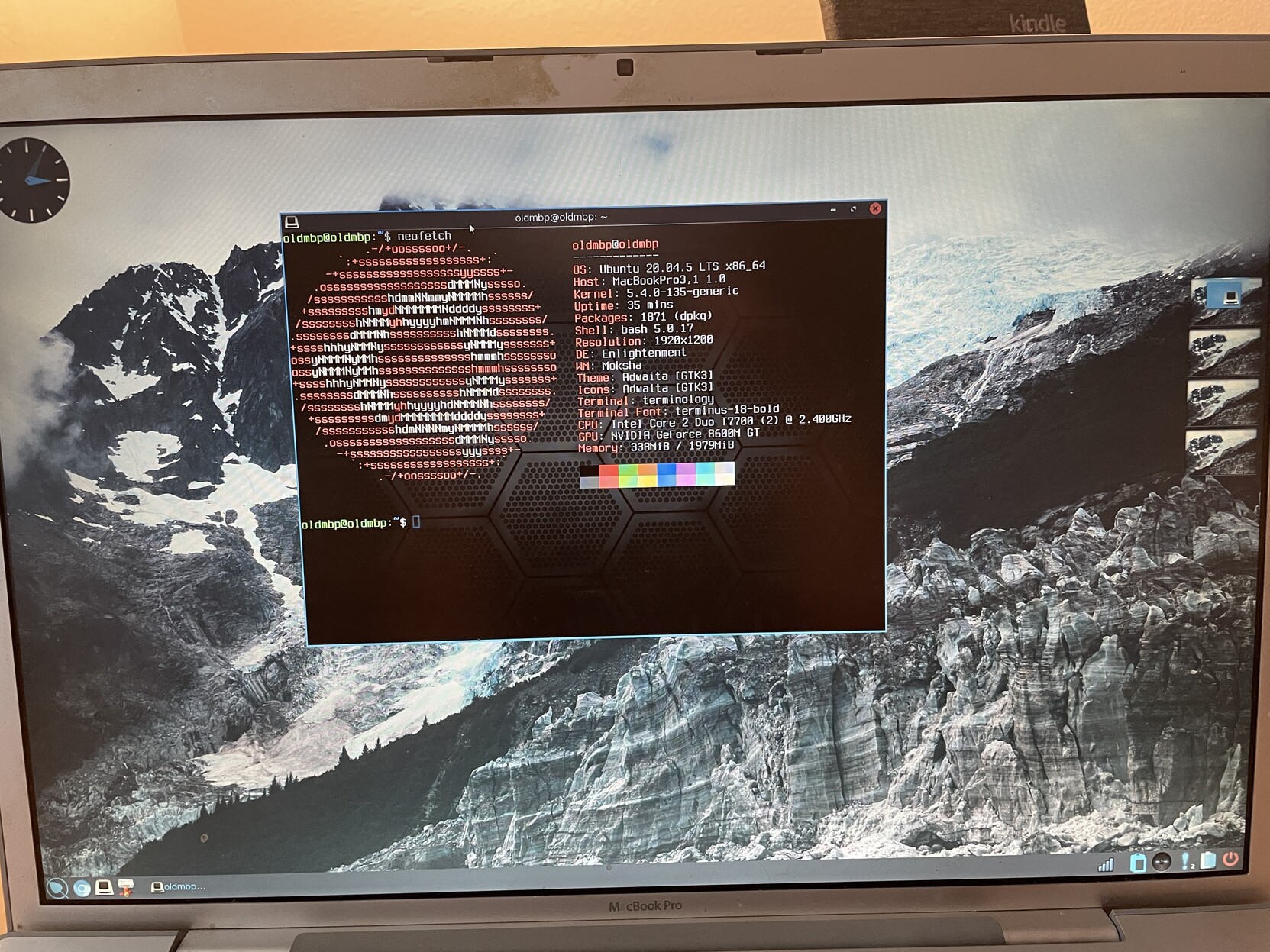 Bodhi Linux installed